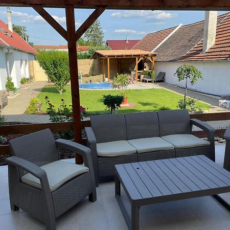 Apartmany U Palavy Přítluky エクステリア 写真